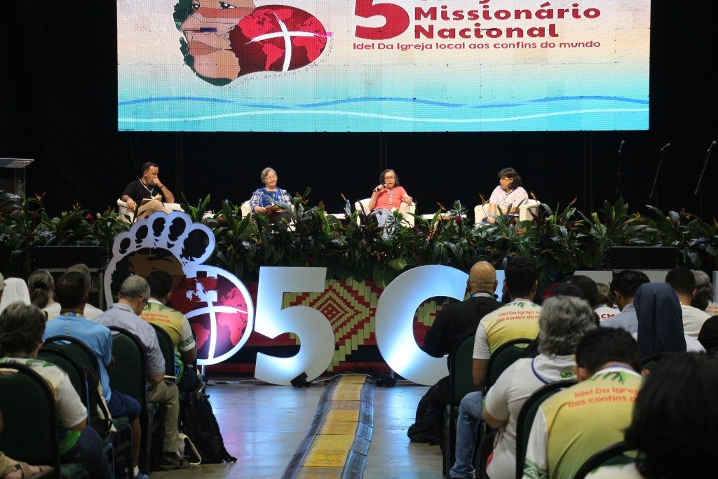 Participação expressiva de Religiosas/os marca o segundo dia no 5º Congresso Missionário em Manaus – CRB Nacional